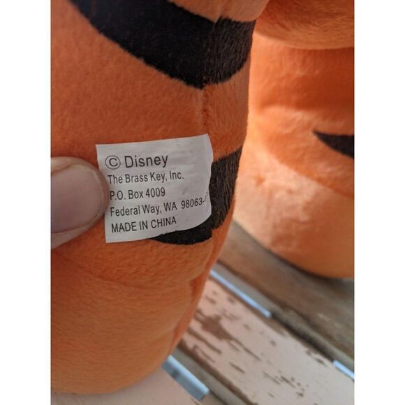Brass key Tigger stuffed‎ stand up plush Winnie the - Picture 8 of 9